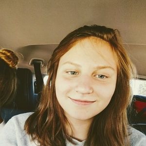 Meet your Posher, Elly